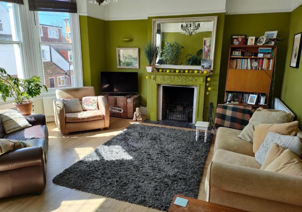 Hove House | Hove Spacious Victorian Maisonette