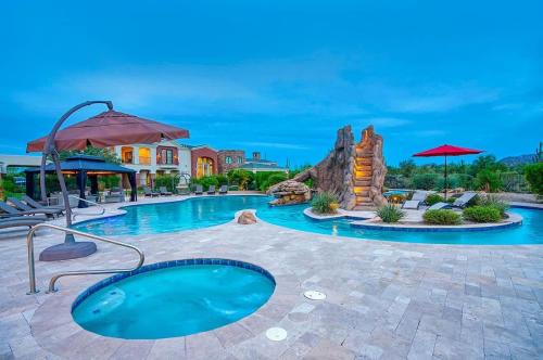 Pinnacle Peak House | HoZho Main Estate