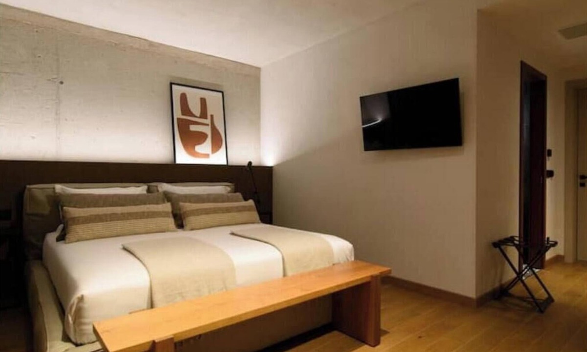 Lozica Villa | Villa Atreeum & Eleven