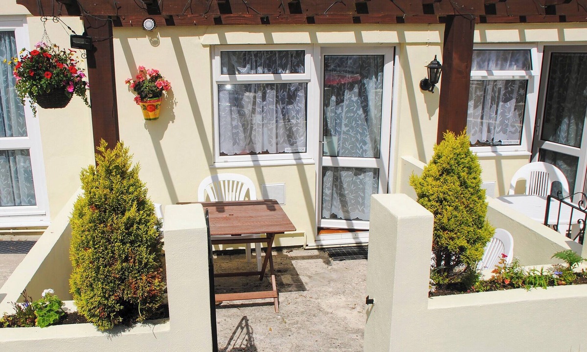 Torquay Cottage | Huccaby Tor - UKC1924