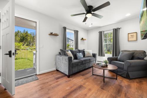 Bernard House | Huckleberry Lane Retreat