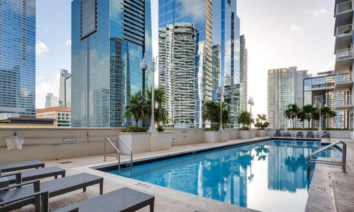 Brickell Condo | Huge 1 Bedroom 2 king beds in Brickell -Free Parking