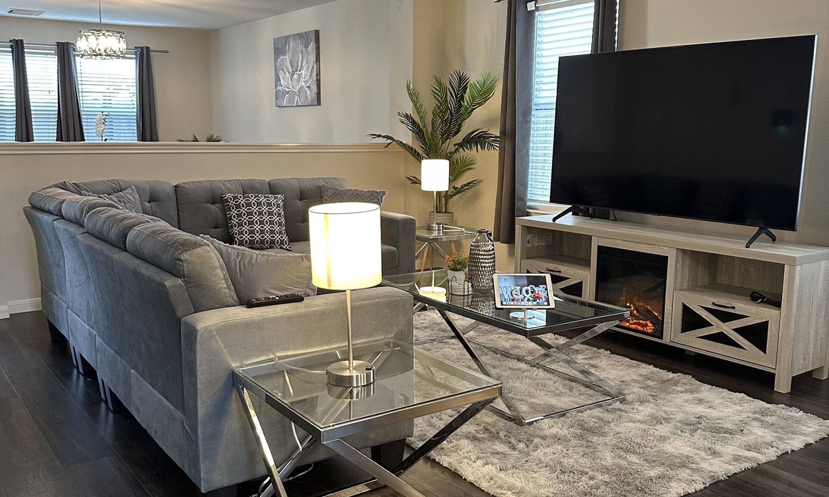 Cypress House | Huge Captivating Modern 5Bdr home-(The Xperience)