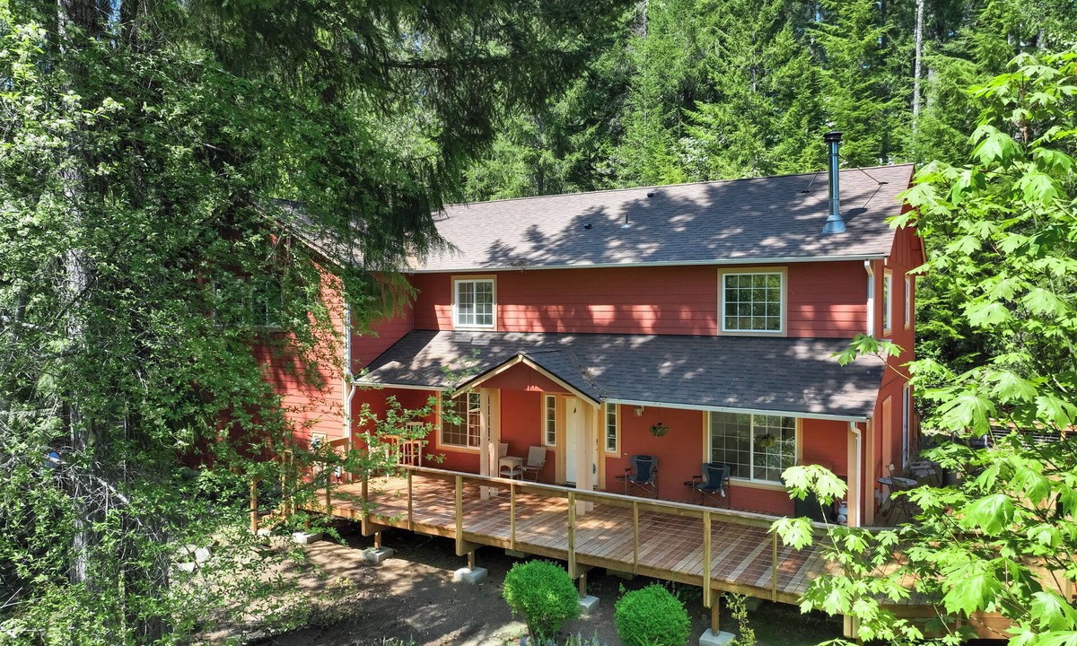 Lilliwaup House | Huge deck with large hot tub and views!