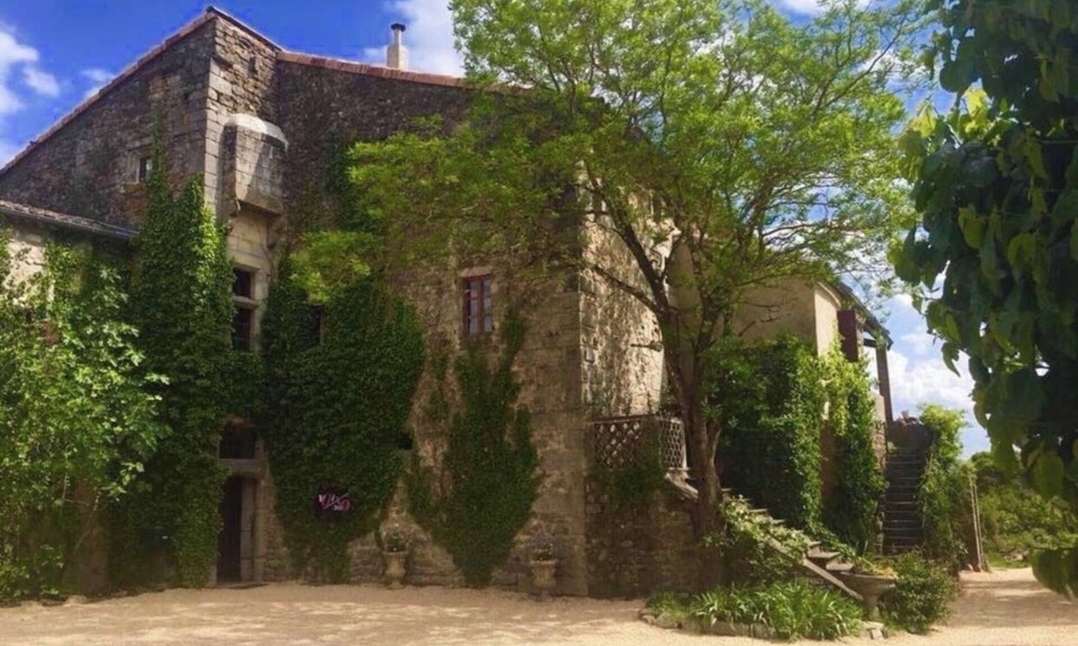 Uzer House | Huge loft apartment in Medieval fort, sud Ardèche private pool sleeps 10