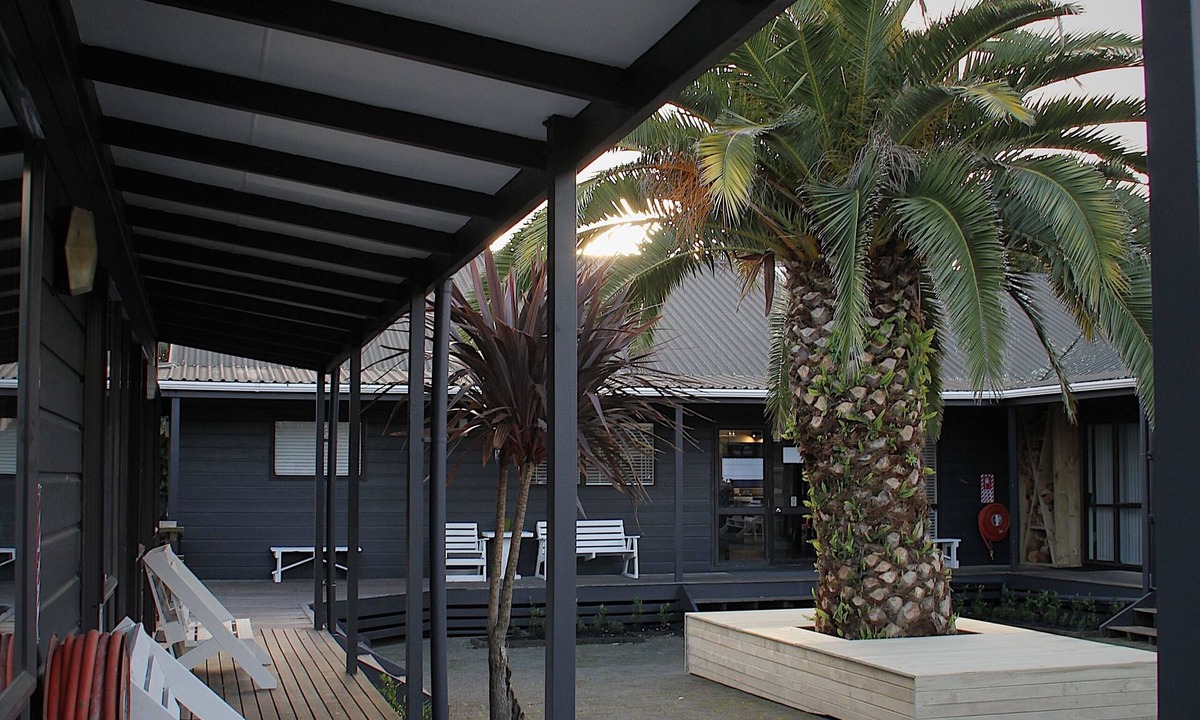 Tauranga Hostel | Hugo & Carter's Backpackers & Motel