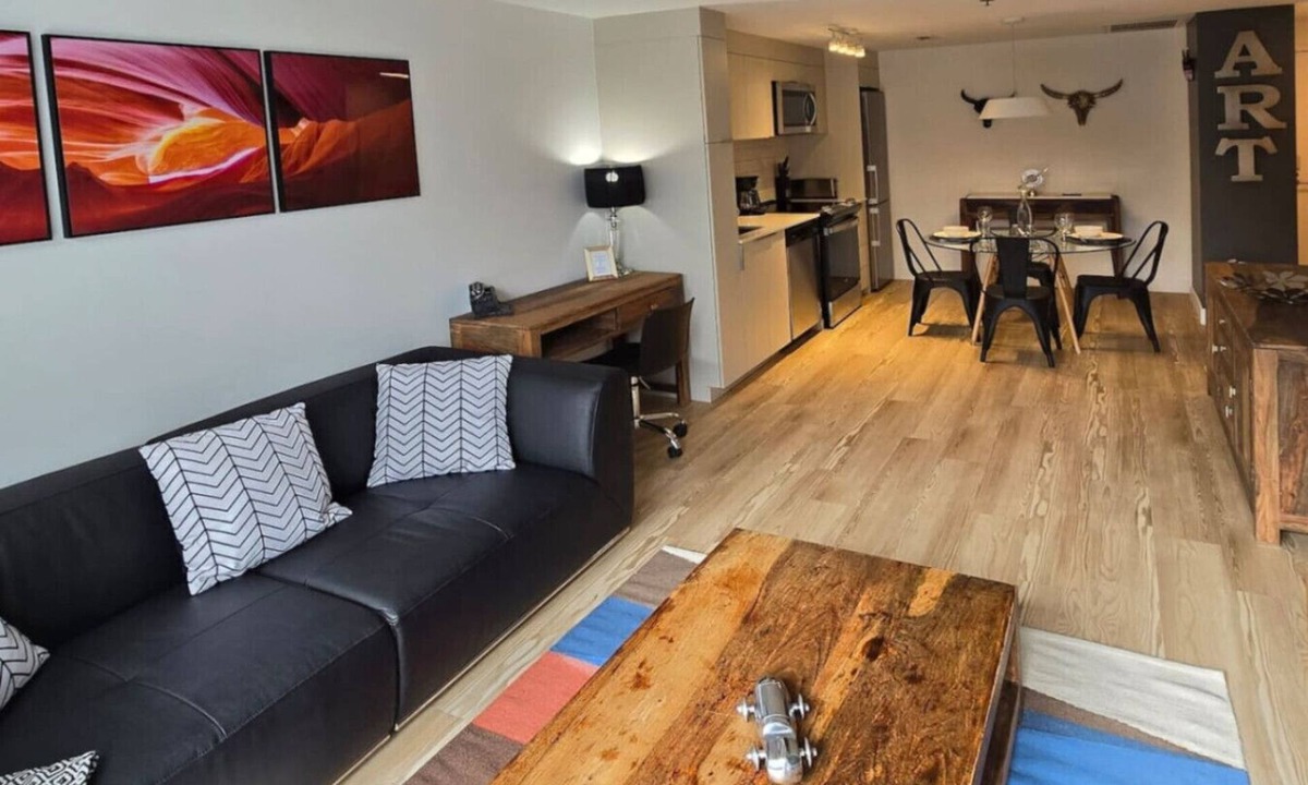 International District Apartment | Humaniti - Furnished 1-Bedroom in Montreal