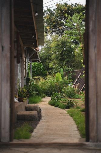Denpasar Timur House | Humble Wooden House Bali