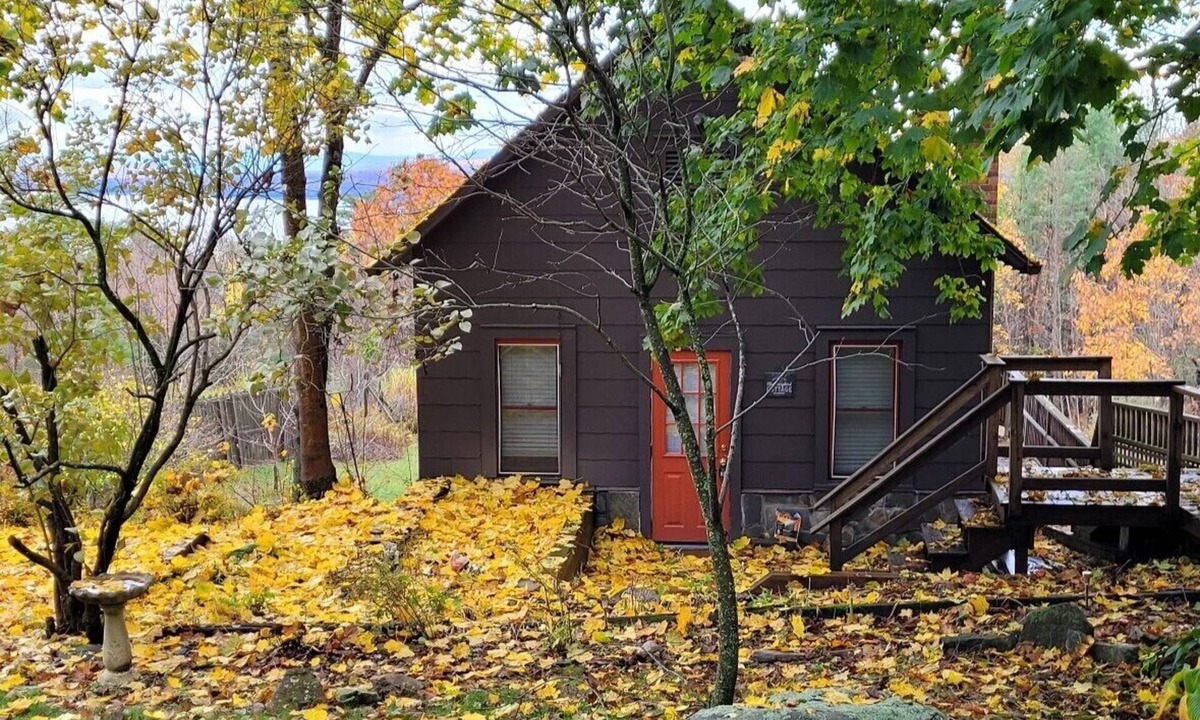 Glenford House | Hummingbird Cottage