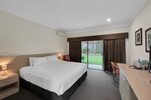Rutherford Hotel | Hunter Gateway Motel
