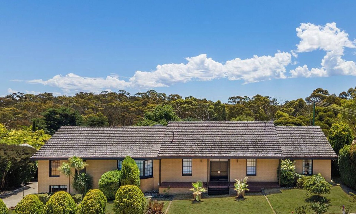 Castlemaine House | Hunter House - Castlemaine