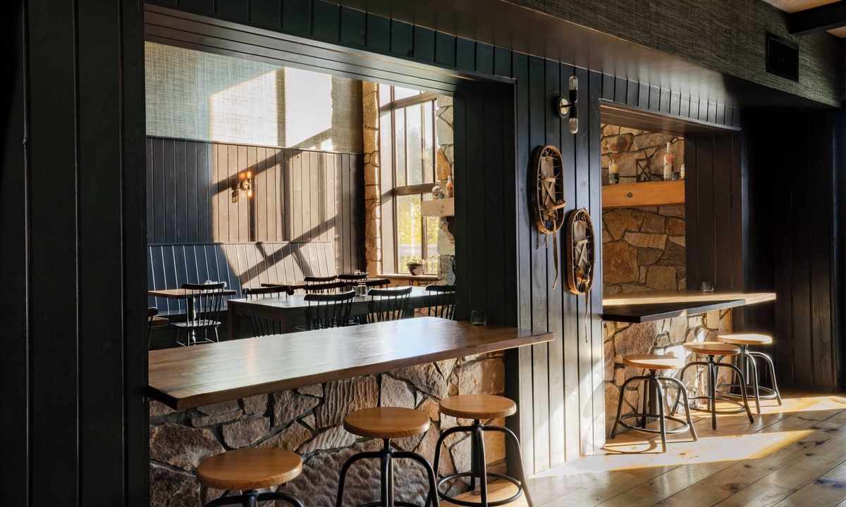 Hunter Hotel | Hunter Lodge, a Bluebird by Lark