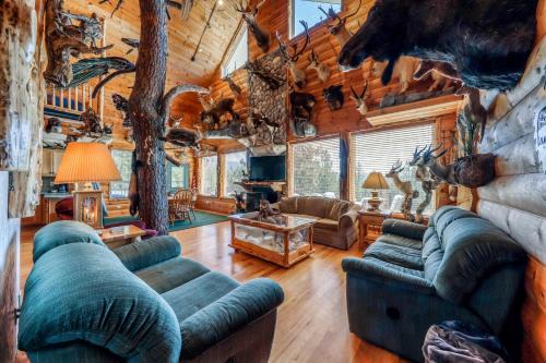 New Meadows House | Hunter's Paradise