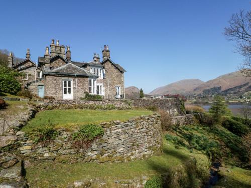 Grasmere House | Huntingstile South