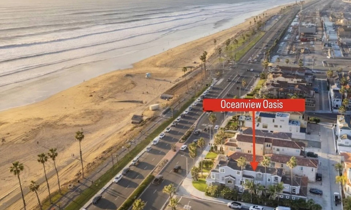 Huntington Beach House | Huntington Beach Oceanview Oasis nBeach Front & Pier View 6 Bedroom 4.5 Baths