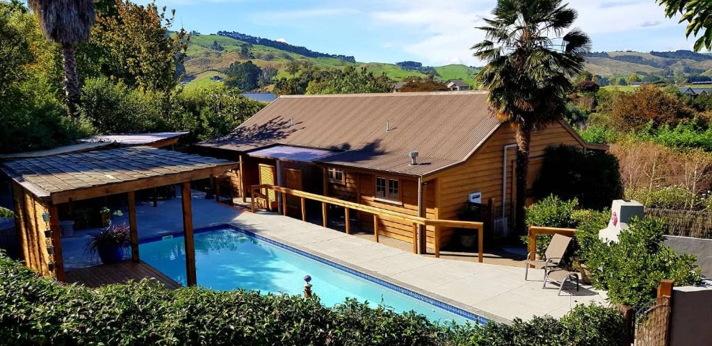 Cambridge House | Huntington Stables Retreat