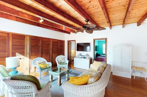 Ocean Bay Park House | Huron Hideaway