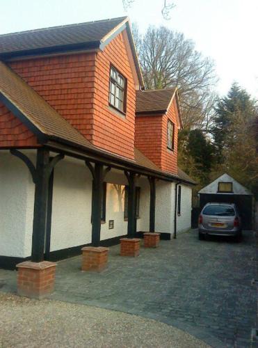 Camberley Bed & Breakfast | Hurstbourne