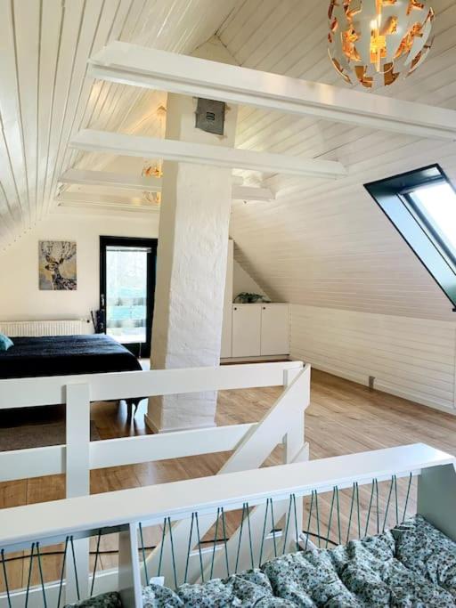 Harlev Villa | Hus på 100 m2 ved skov