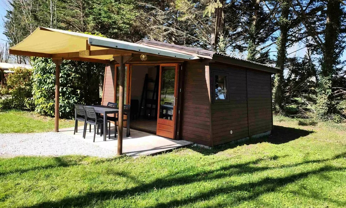 Vendoire Cabin | HUTTE (without sanitary facilities) sleeps 5