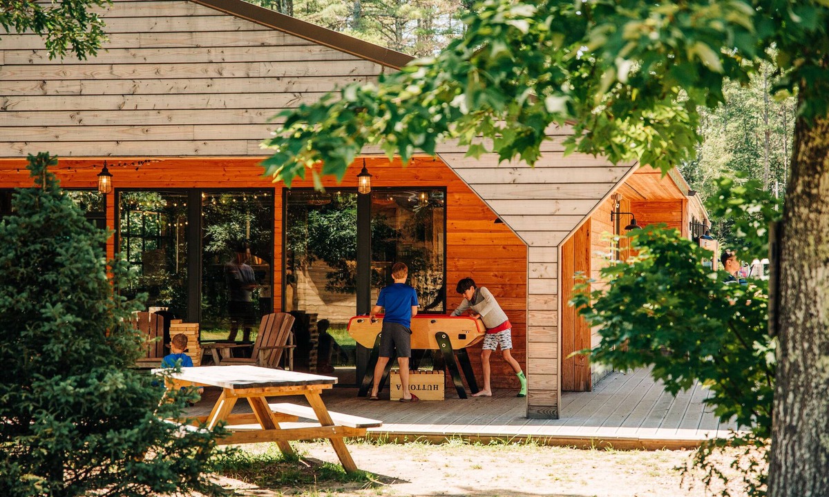 Sanford Cabin | Huttopia Southern Maine