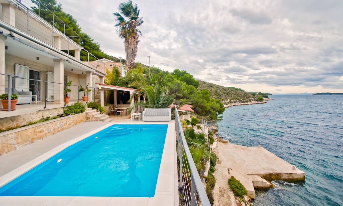 Hvar House | Hvar's Incredible Villa with Private Beach and Pool