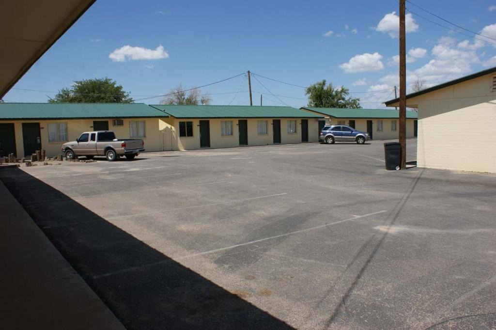 Safford Hotel | HWY Express Inn and Suites