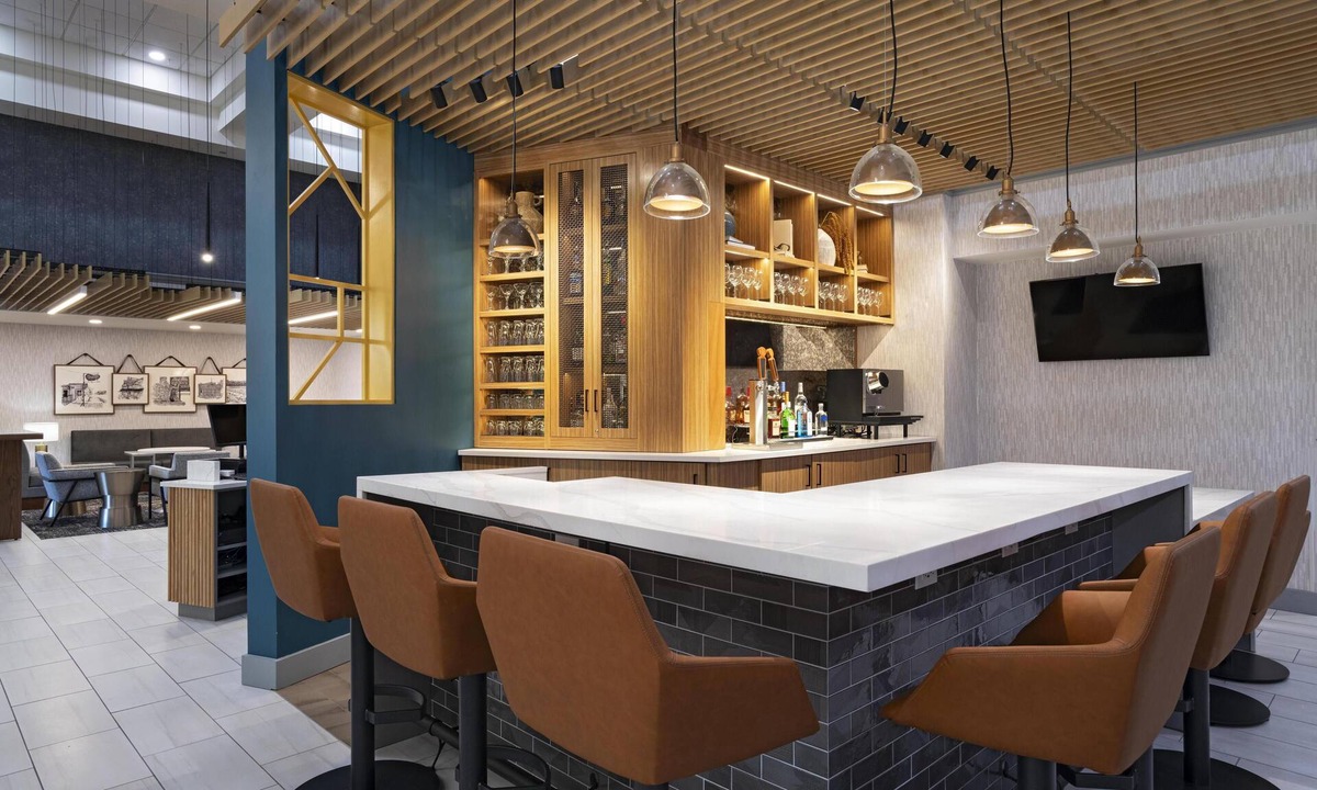 Gateway Hotel | Hyatt Place Austin The Domain Area