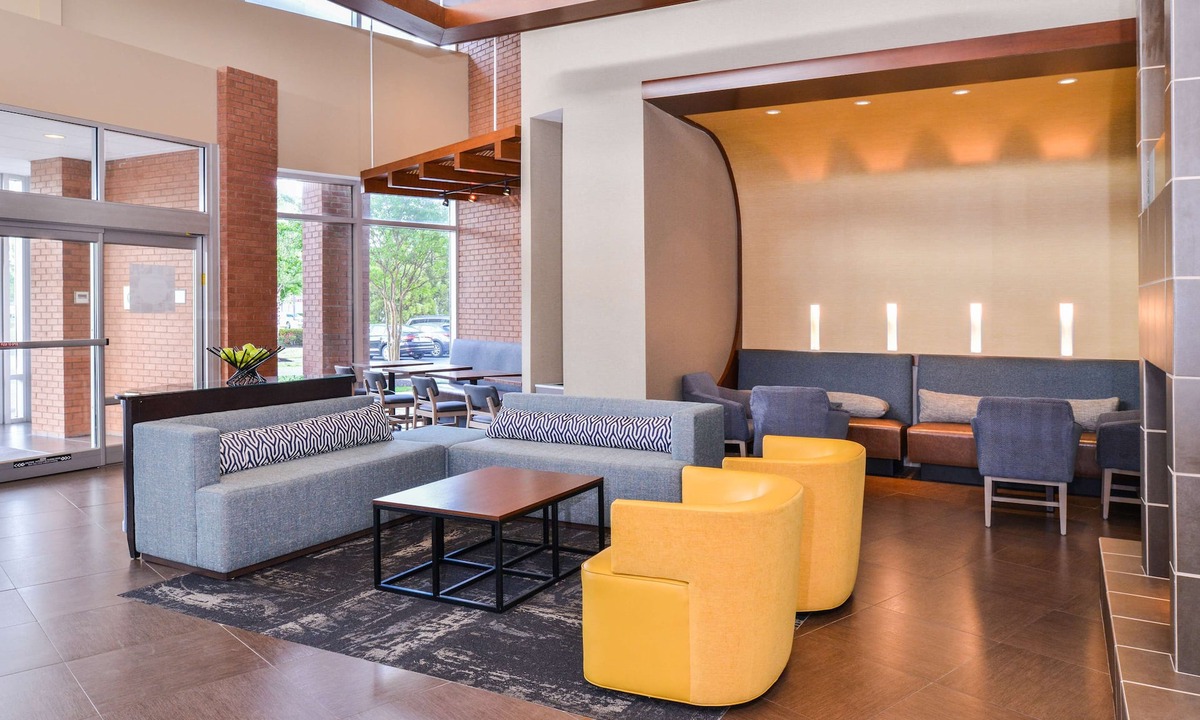 Greenbrier East Hotel | Hyatt Place Chesapeake