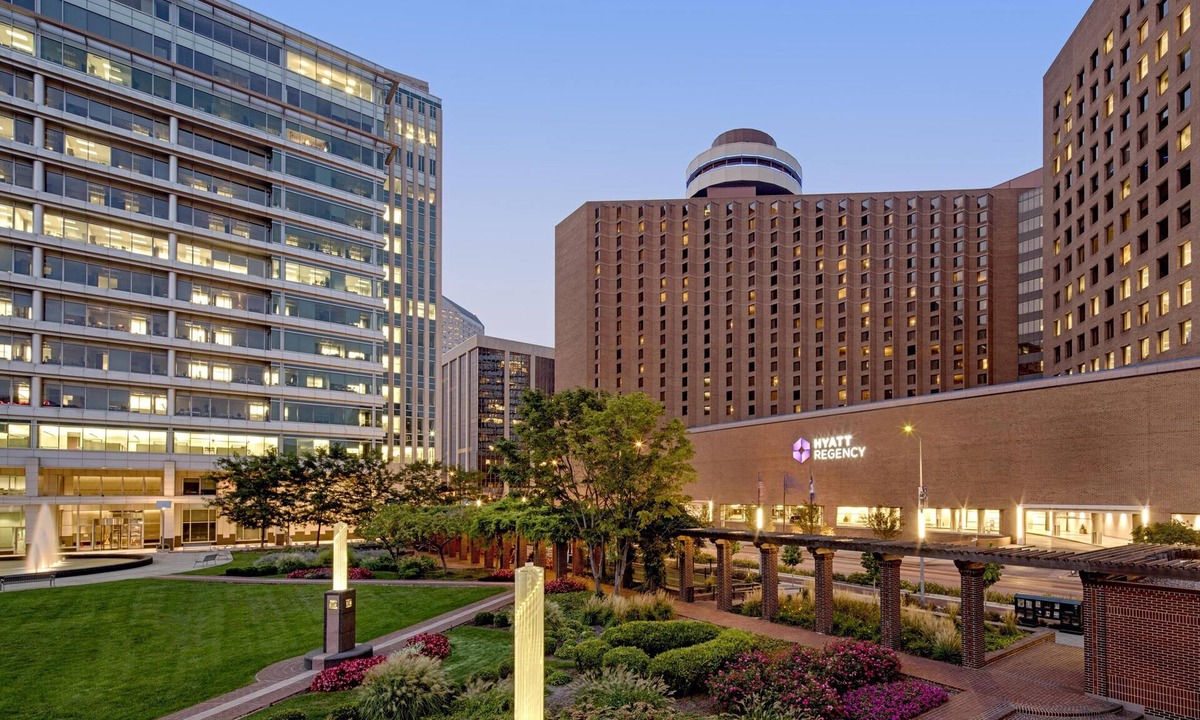 Wholesale District Hotel | Hyatt Regency Indianapolis