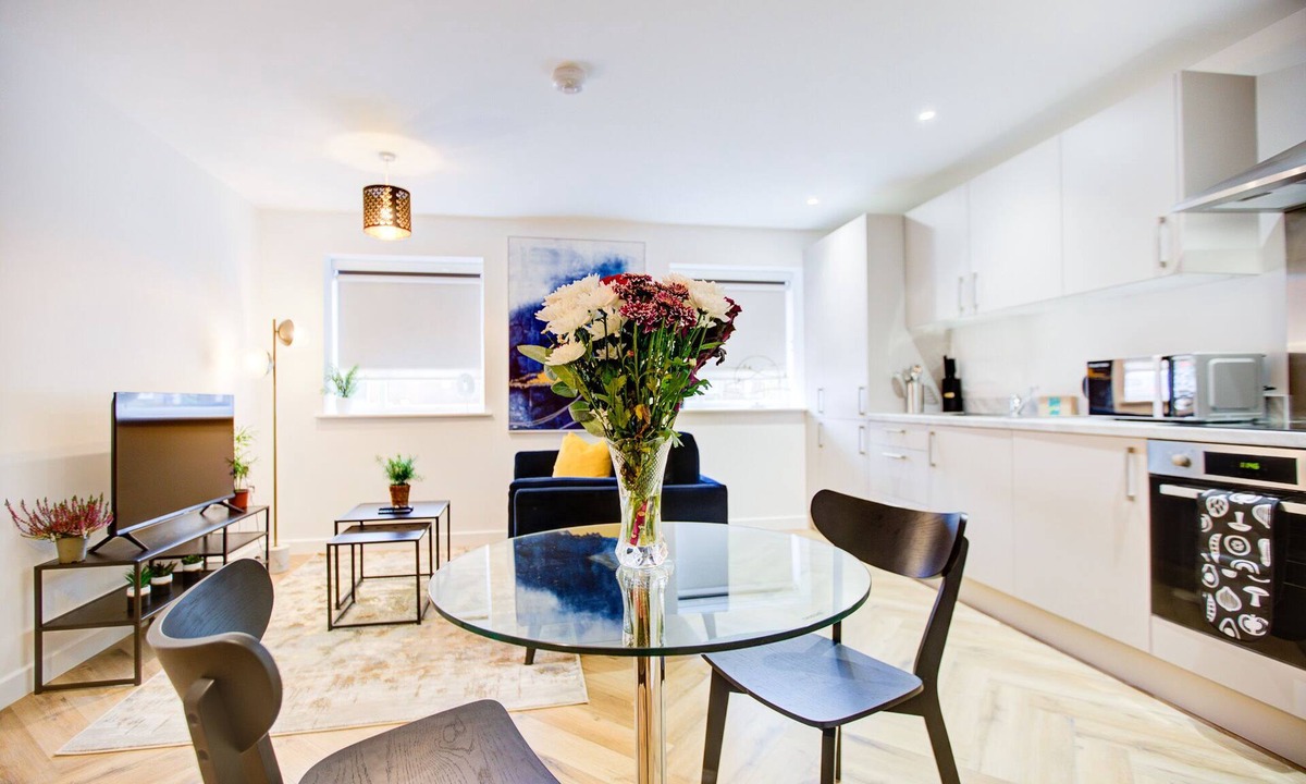 Cricket Green Apartment | Hybrid Resi - Mitcham