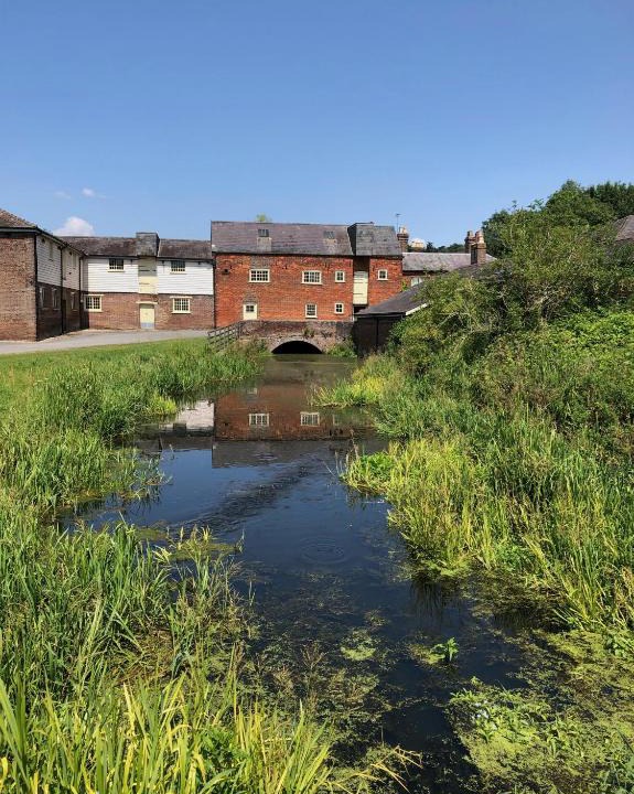 Luton Bed & Breakfast | Hyde Mill