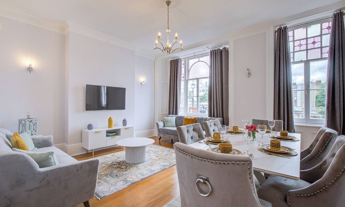 City of Westminster Apartment | Hyde Park Apartment