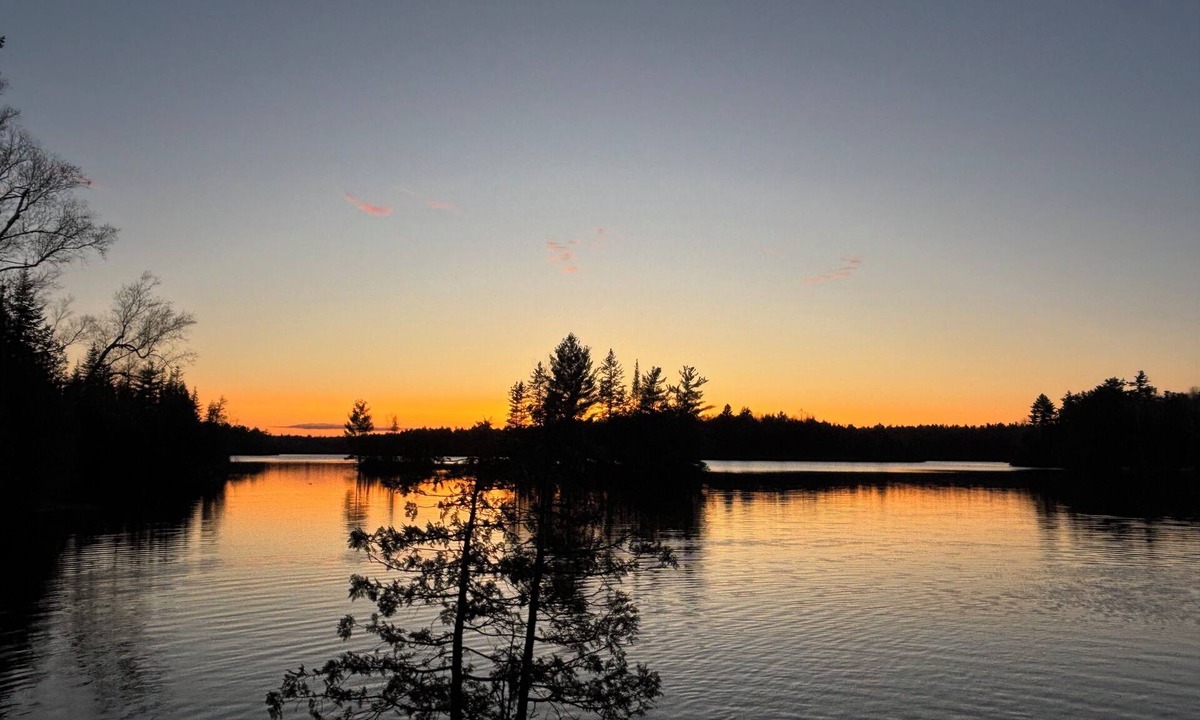 North Frontenac Cabin | Hygge Hideaway on Lake Kashwakamak