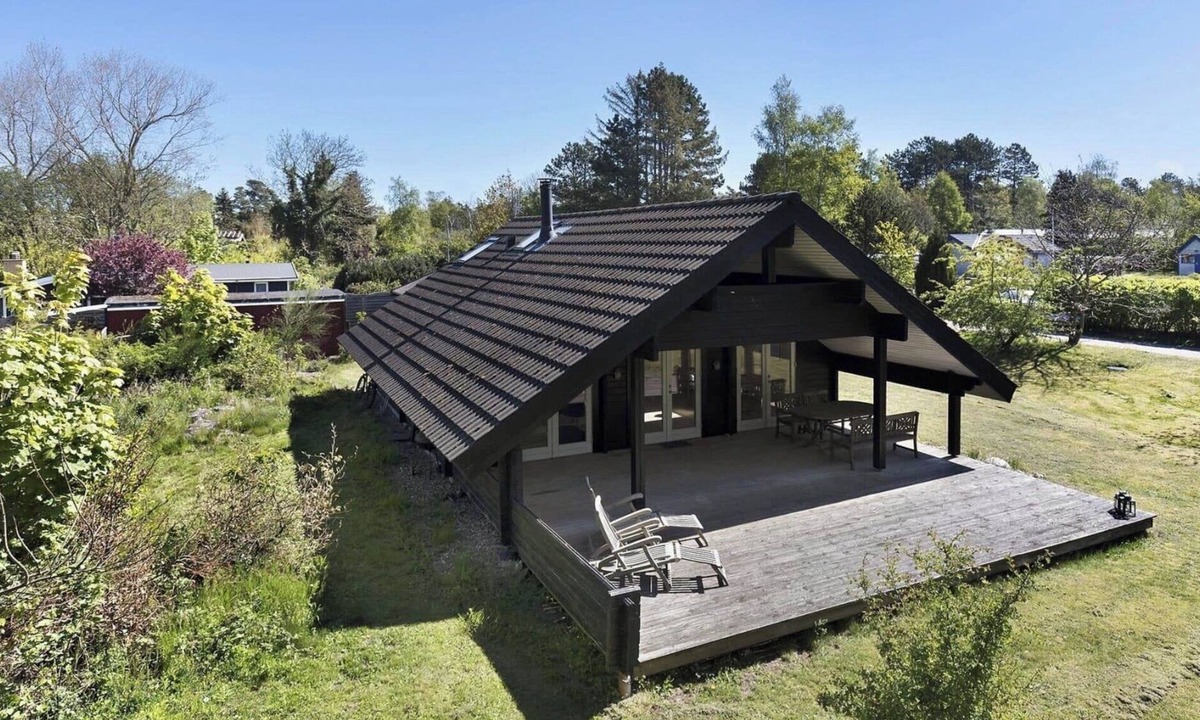 Nykobing Sjaelland Cottage | Hyggelig og Lyst Feriehus nær Stranden in Klint