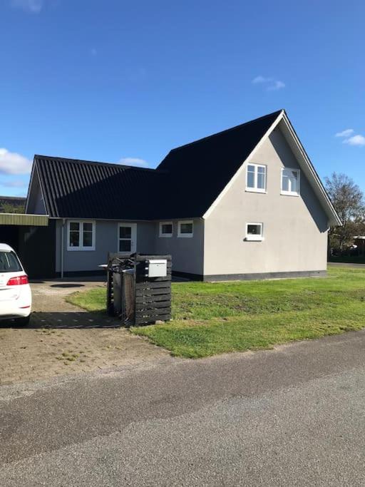 Aalbaek Villa | hyggeligt byhus tæt ved skov og togstation