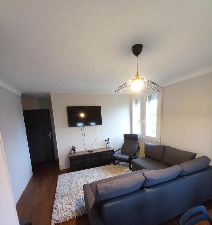 Vire Apartment | Hyper centre, appart F2 refait à neuf (TV+)