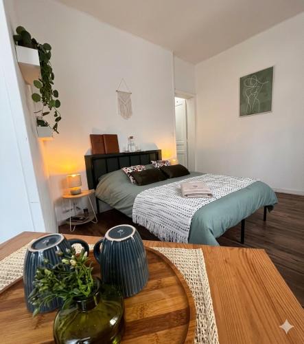 Bethune Apartment | Hypercentre Béthune - Vert & Zen - Free Parking