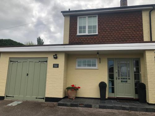 Cocking Bed & Breakfast | Hysett House