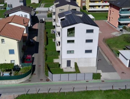 Contone House | I viaggi del Lea, Self Check-In
