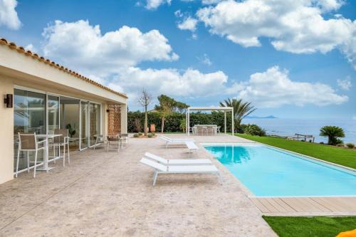 Saint-Aygulf Villa | Ibaia