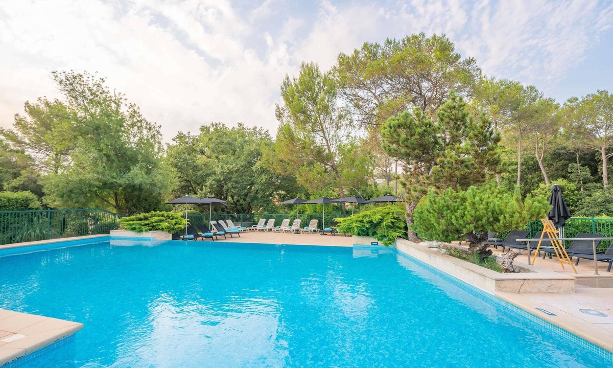 Valbonne Hotel | ibis Antibes Sophia Antipolis