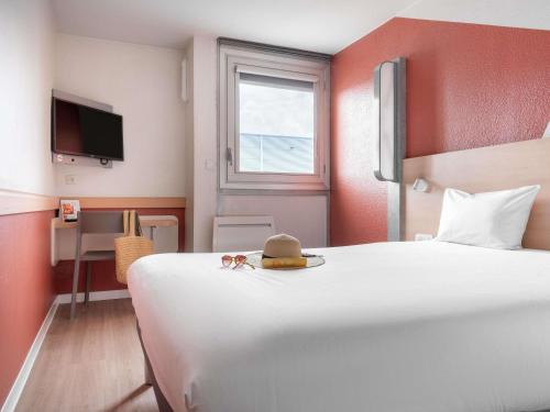 Mondeville Hotel | ibis budget Caen Mondeville