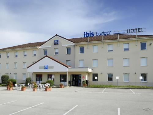 Paroisse Saint-Vincent-de-Paul Hotel | Ibis Budget Dole-Choisey