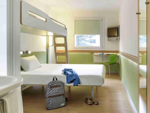 Chaponnay Hotel | ibis budget Lyon Est Chaponnay