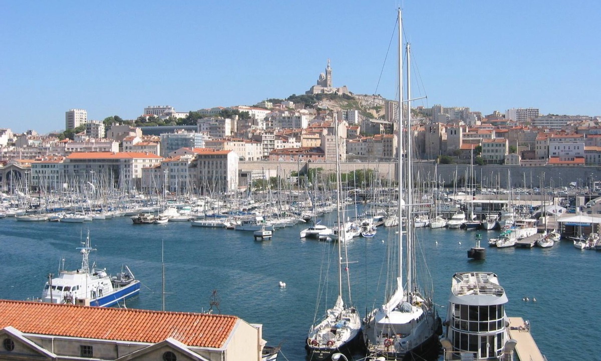 Blancarde Hotel | ibis budget Marseille Timone