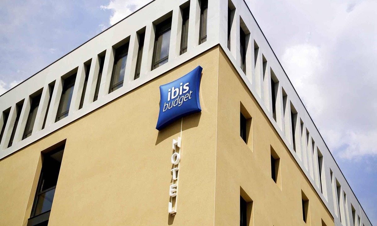 Poitiers Hotel | ibis budget Poitiers Centre Gare
