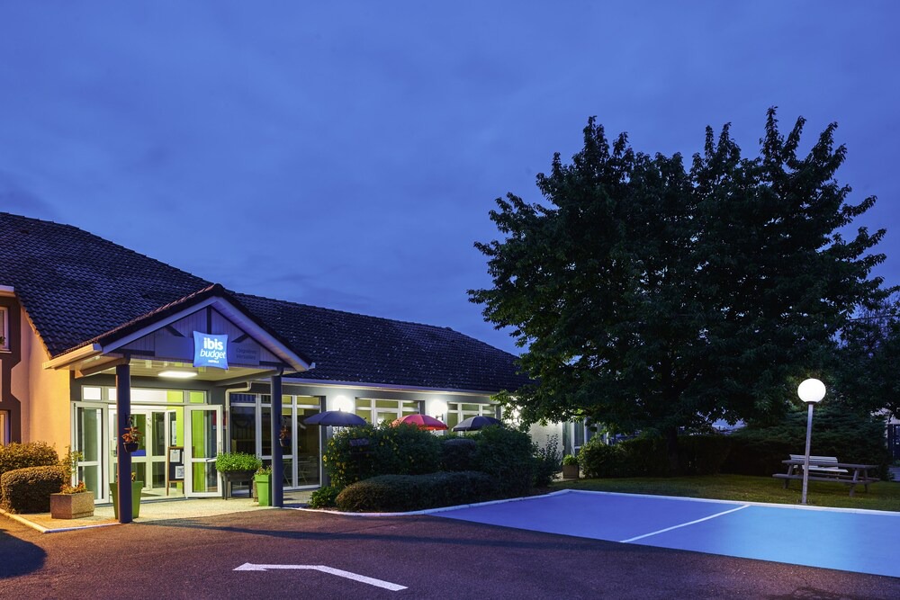 Coignieres Hotel | ibis budget Versailles Coignières
