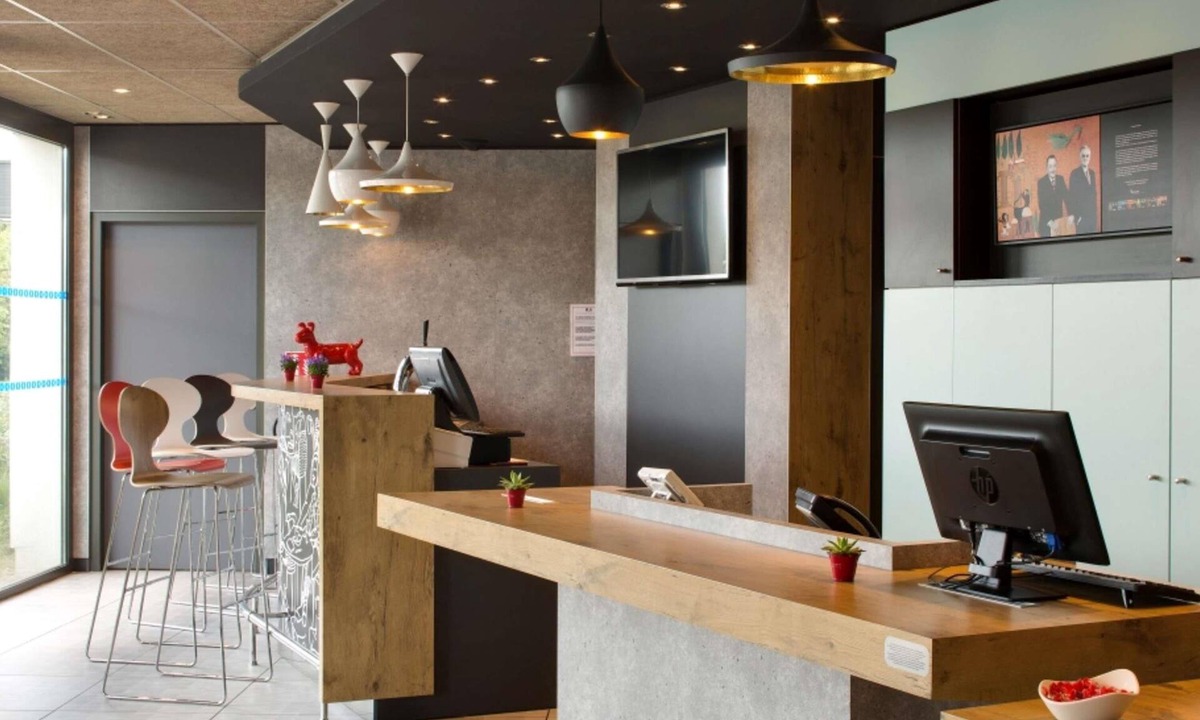 Montceau-les-Mines Hotel | Ibis Montceau Les Mines