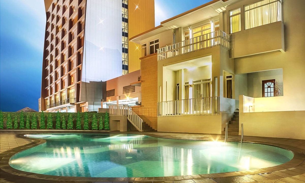 Padang Hotel | ibis Padang Hotel